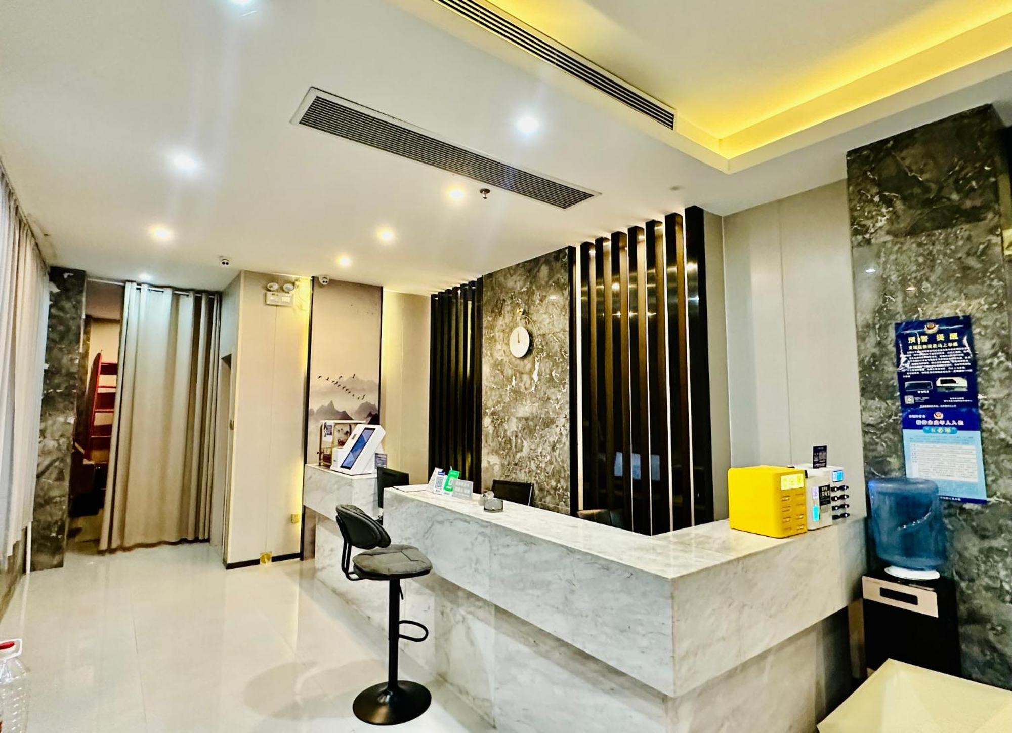 Guilin Tree Hotel Bagian luar foto