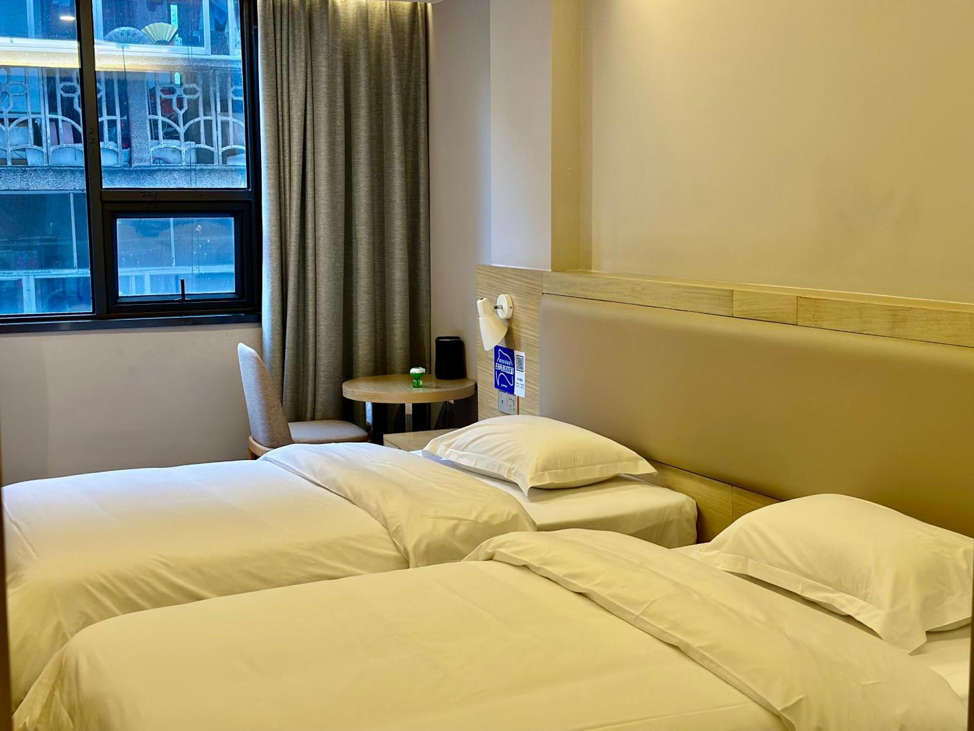 Guilin Tree Hotel Bagian luar foto