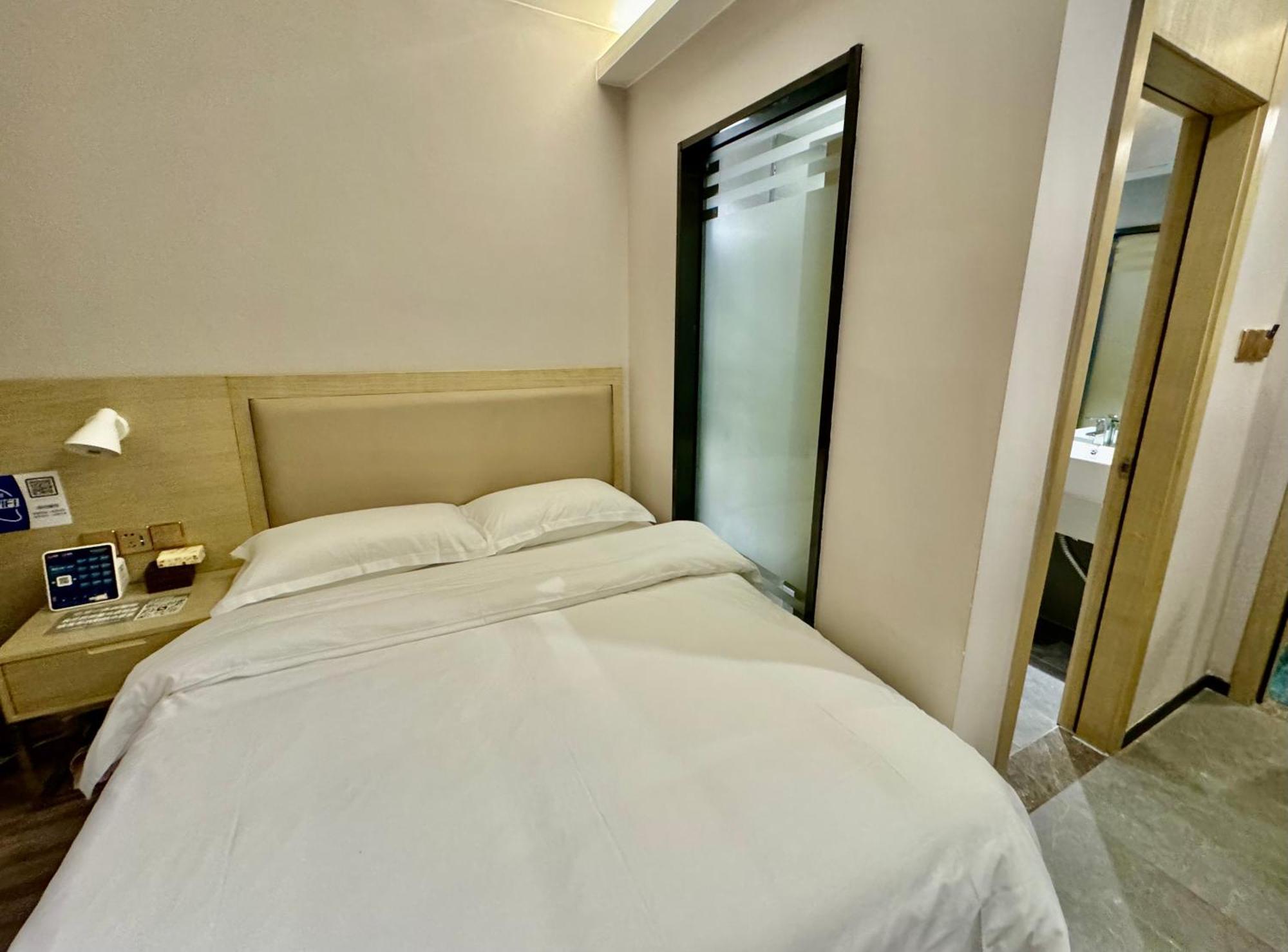 Guilin Tree Hotel Bagian luar foto